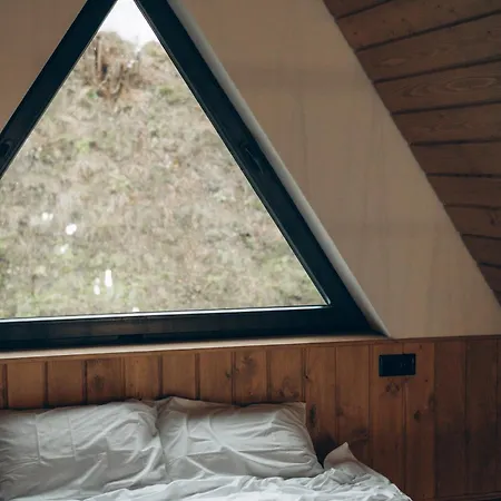 Chalet Lofty House Mountain Tustan *