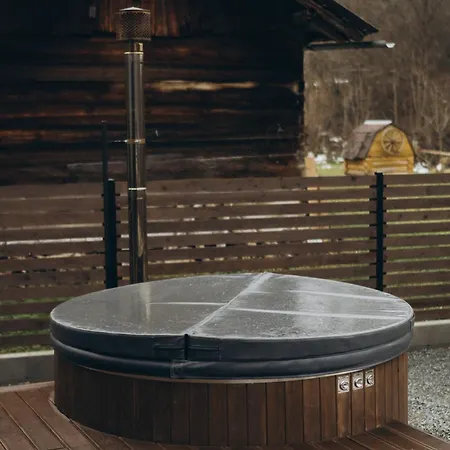 Chalet Lofty House Mountain Tustan