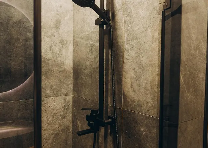 Lofty House Mountain Urych