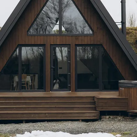 Lofty House Mountain Tustan Chalet