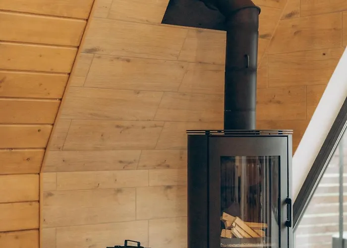 Lofty House Mountain Chalet Urych